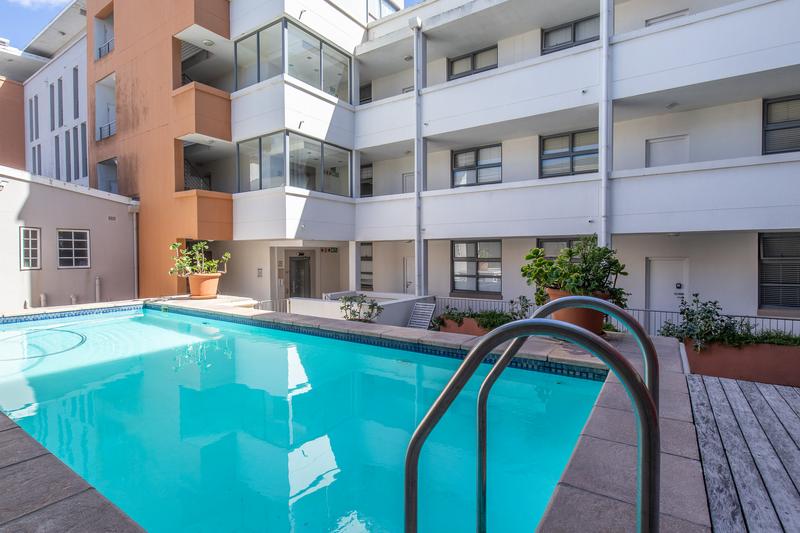 To Let 1 Bedroom Property for Rent in Muizenberg Western Cape